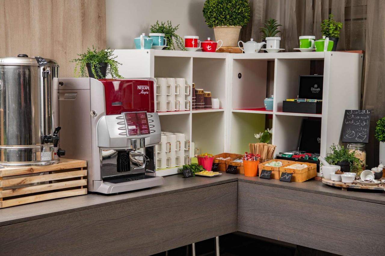 فندق بارك إن راديسون العزيزية مكة المظهر الخارجي الصورة A coffee machine