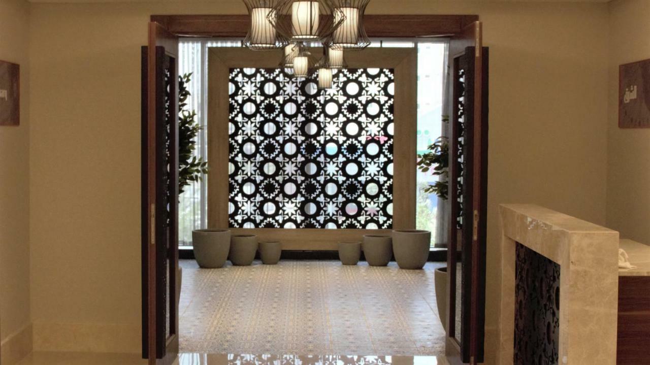 فندق بارك إن راديسون العزيزية مكة المظهر الخارجي الصورة A decorative panel of glass